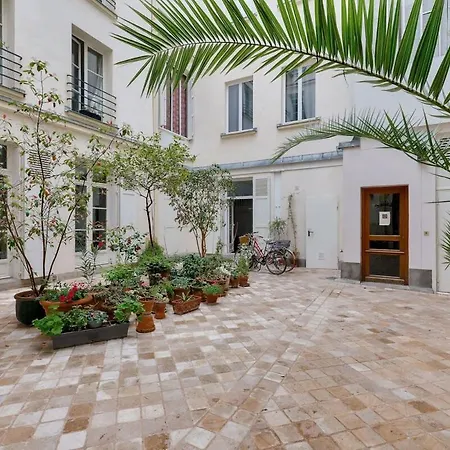 Design Au Coeur Du Marais Appartamento Parigi